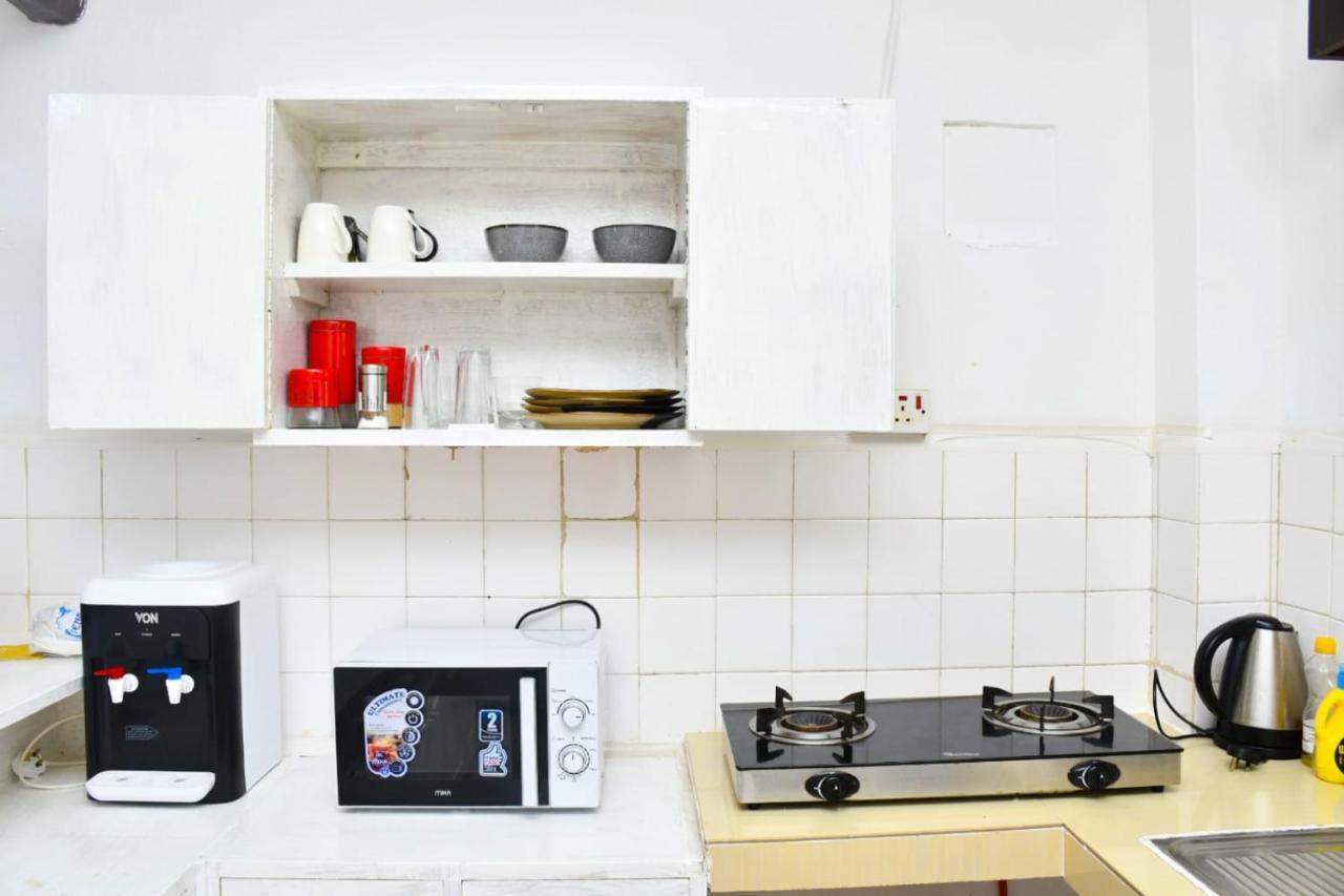 Mavericks Convenient Cozy Loft In Diani'S Cbd Ukunda Ngoại thất bức ảnh