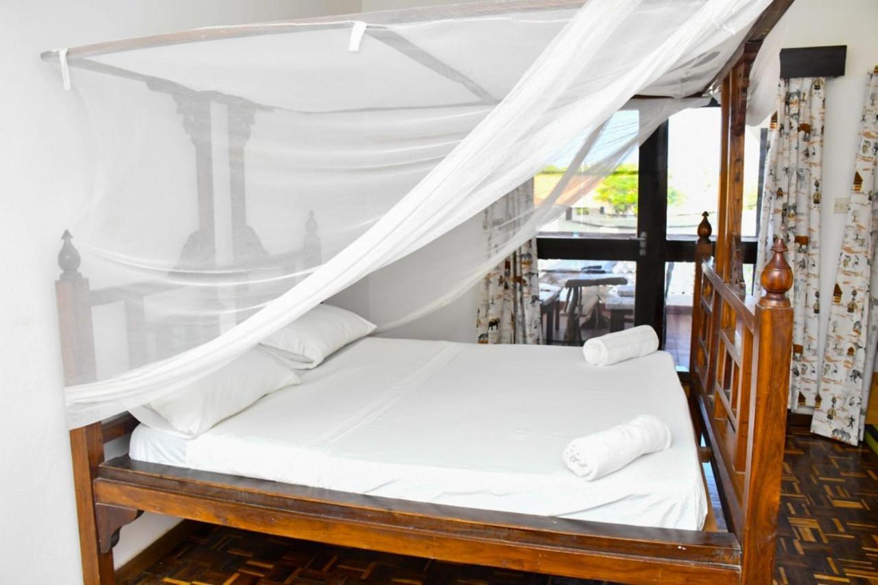 Mavericks Convenient Cozy Loft In Diani'S Cbd Ukunda Ngoại thất bức ảnh