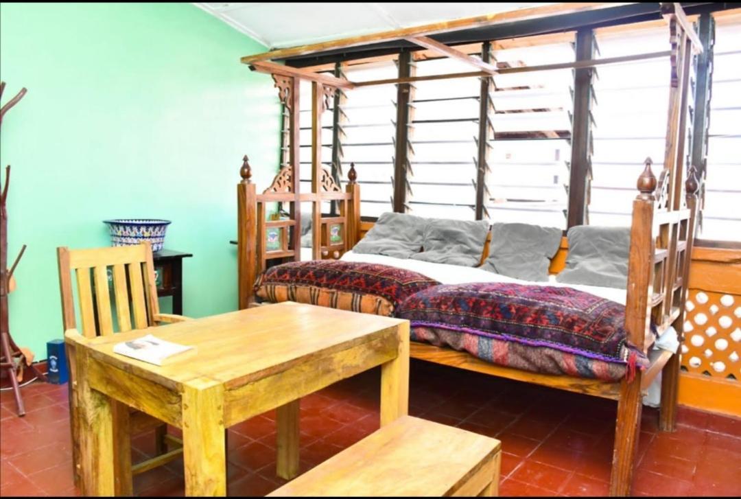 Mavericks Convenient Cozy Loft In Diani'S Cbd Ukunda Ngoại thất bức ảnh