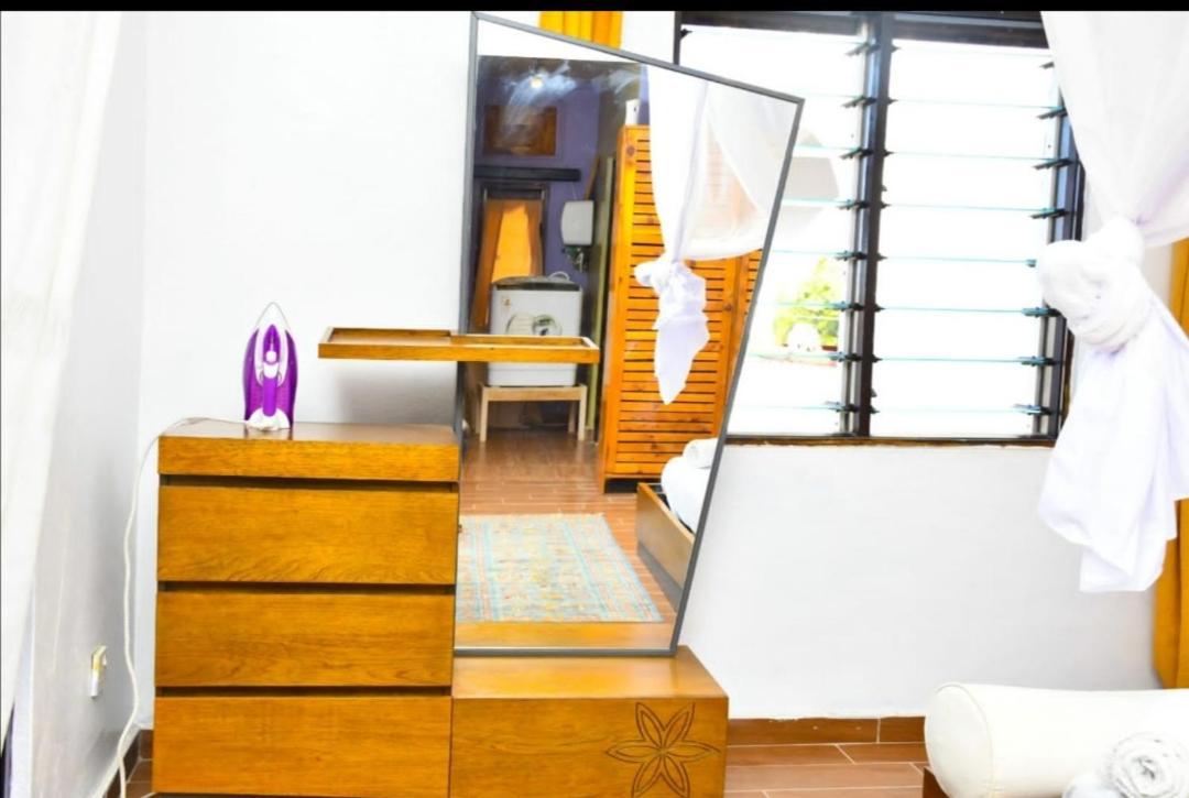 Mavericks Convenient Cozy Loft In Diani'S Cbd Ukunda Ngoại thất bức ảnh
