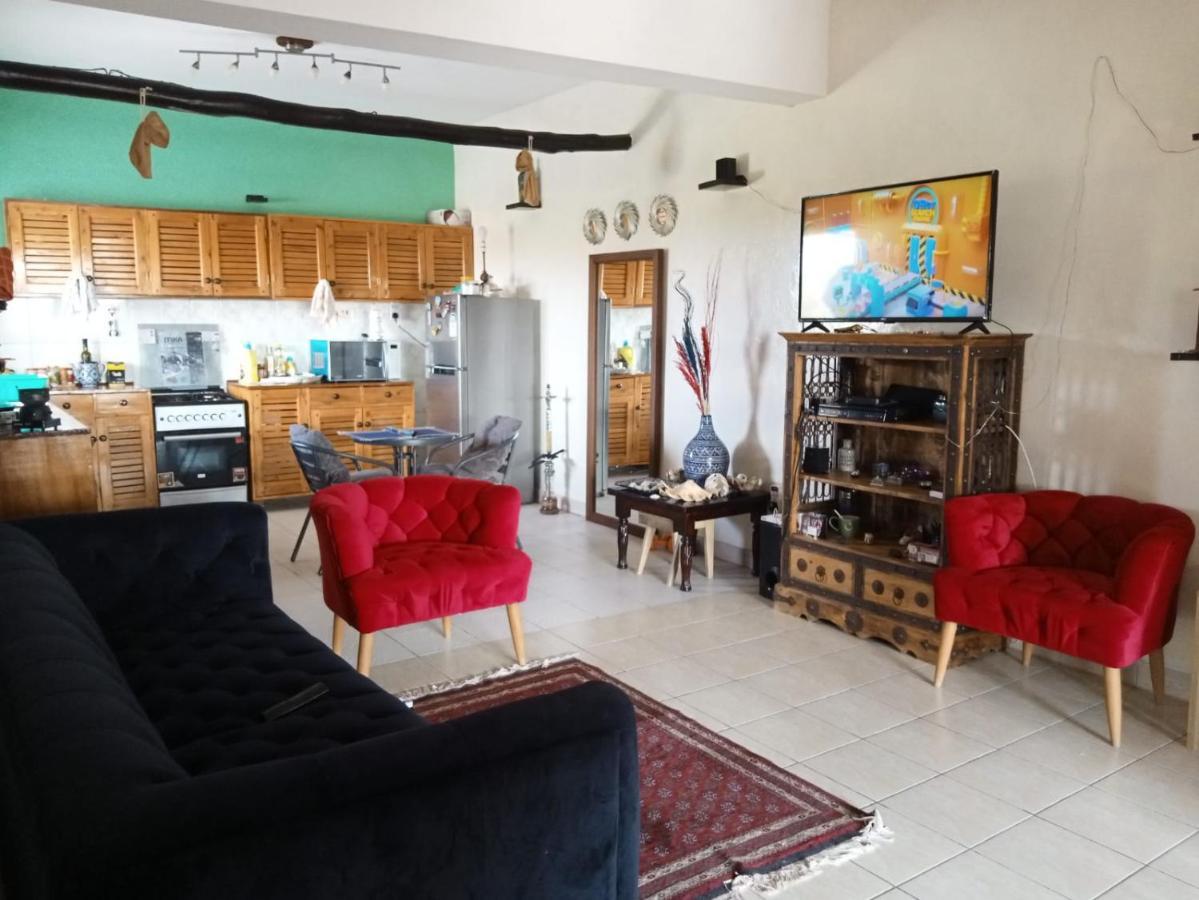 Mavericks Convenient Cozy Loft In Diani'S Cbd Ukunda Ngoại thất bức ảnh